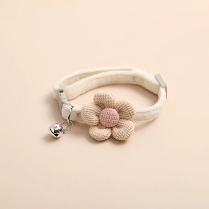 Adjustable Collar With Floral Pattern