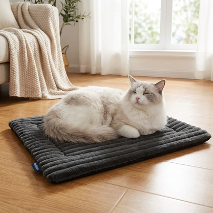 Self-Warming Pet Mat for Cats & Dogs – Quiet, Non-Slip & Electricity-Free